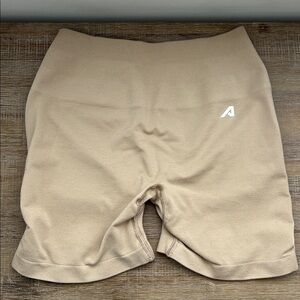 Alphalete PUMP SHORT Seamless Short NWOT